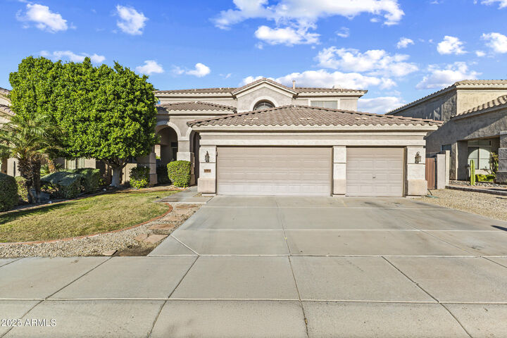 Property Photo:  16816 S 14th Lane  AZ 85045