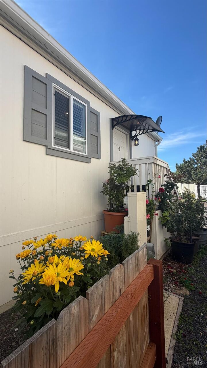 Property Photo:  311 Lake Mendocino Drive 10  CA 95482