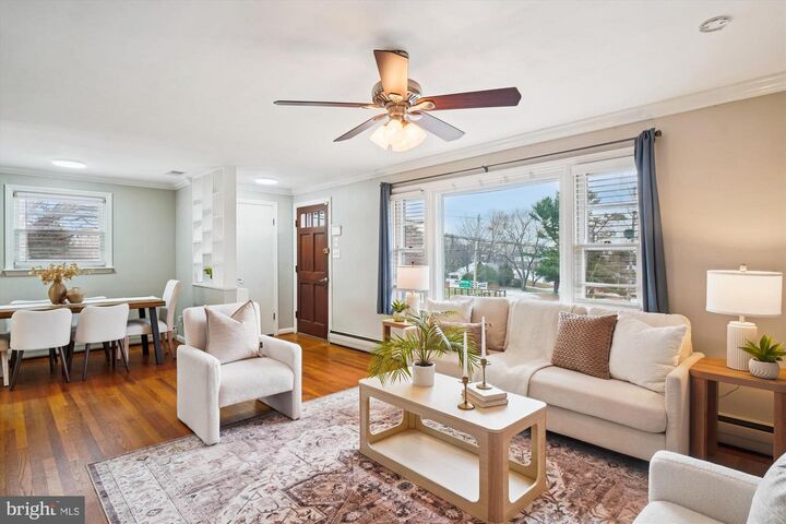 Property Photo: 5708 Lakeview Drive MD 21702