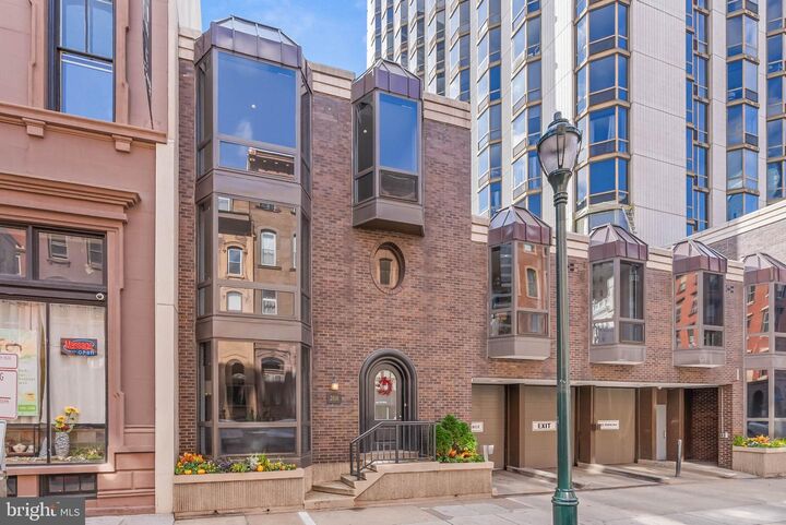2018 Walnut Street 2018  Philadelphia PA 19103 photo