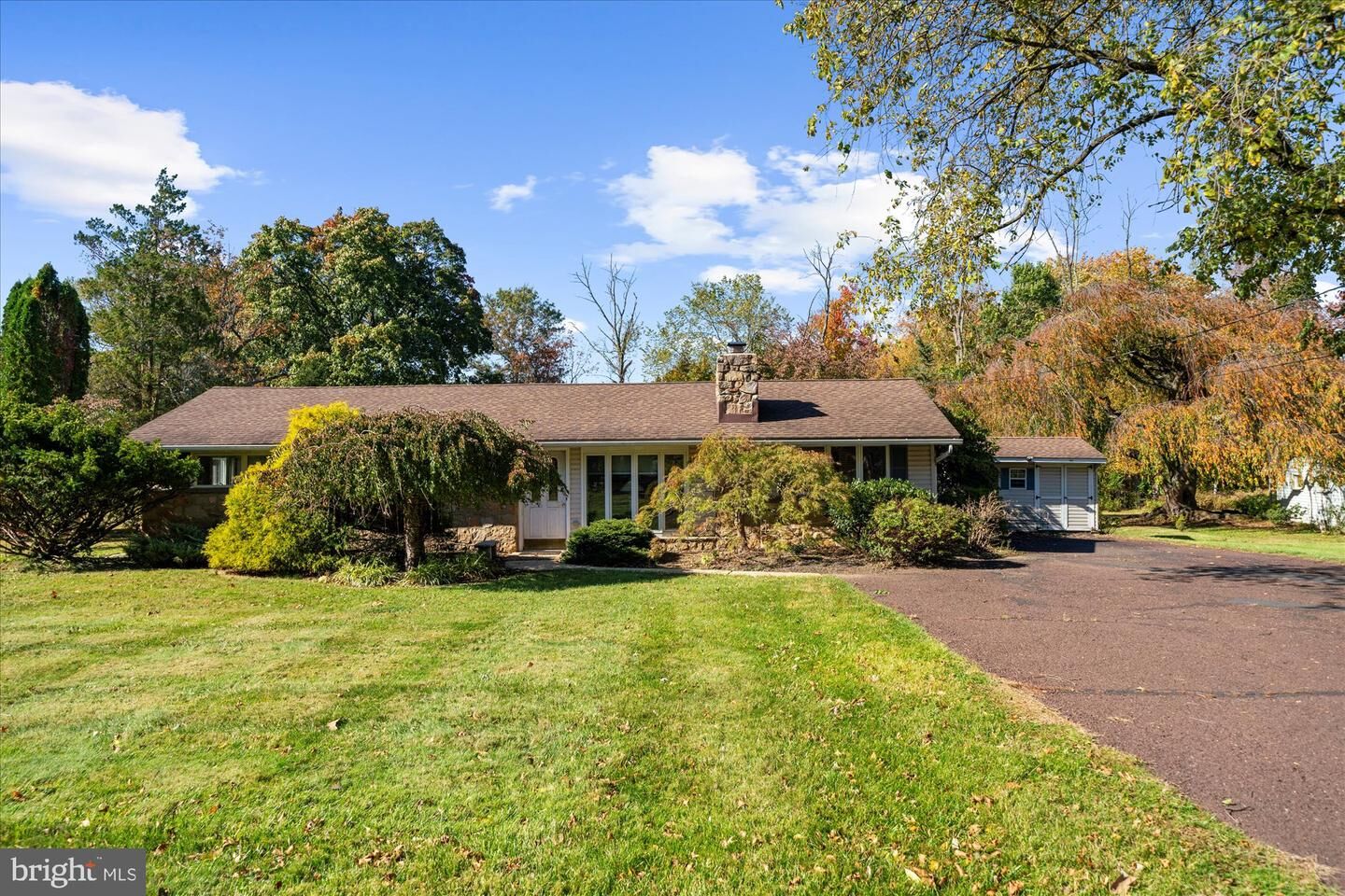 Property Photo:  6 Lantern Lane  PA 19446