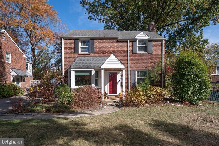 Property Photo:  515 E Spring Avenue  PA 19003