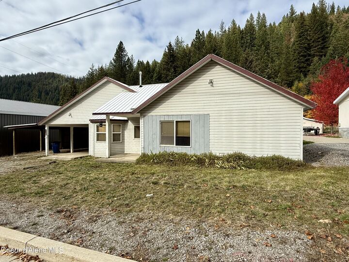 Property Photo:  316 Mill Rd  ID 83846