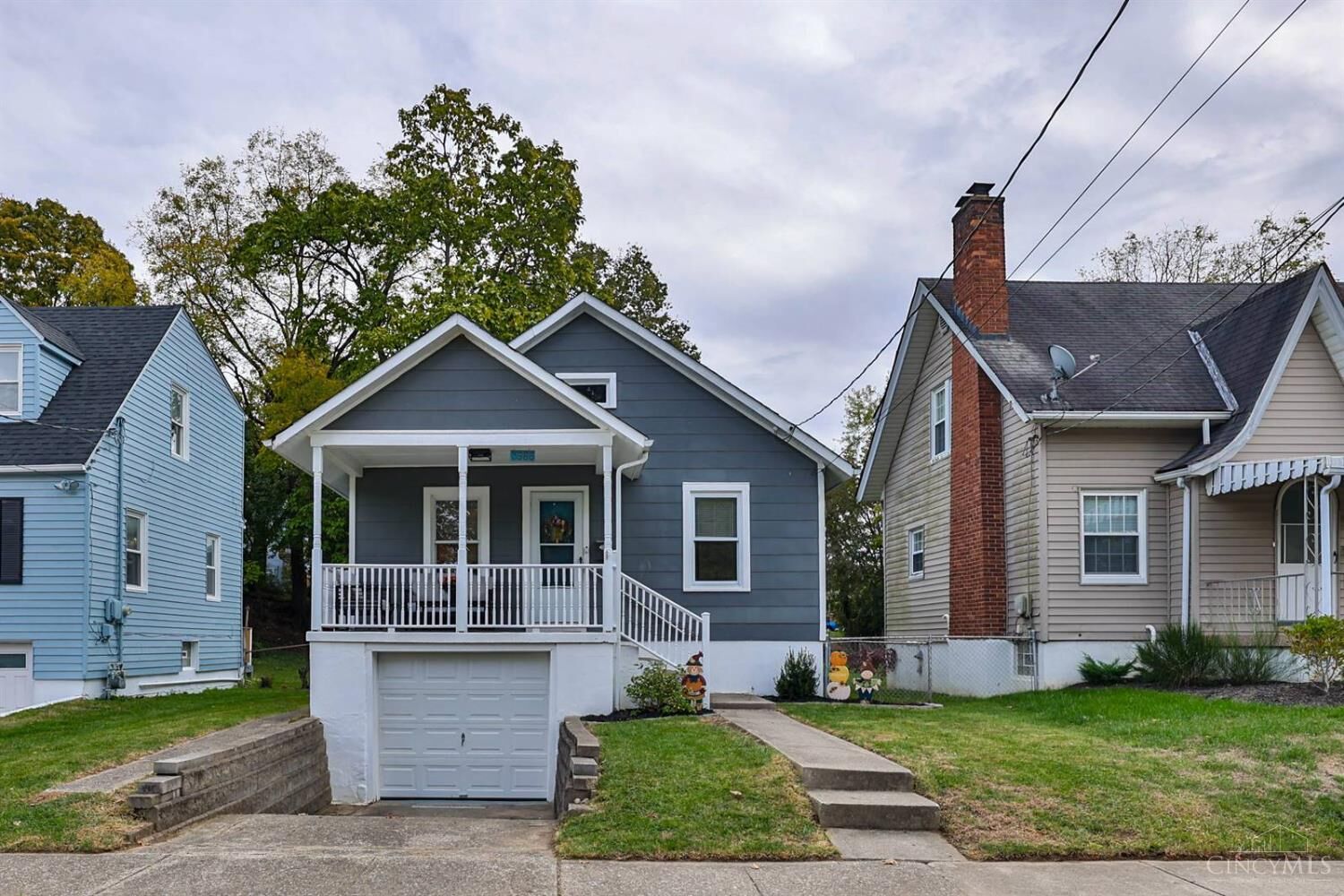 Property Photo:  3986 S Whetzel Avenue  OH 45227