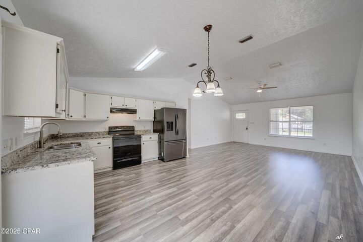 Property Photo:  156 Manistee Drive  FL 32413