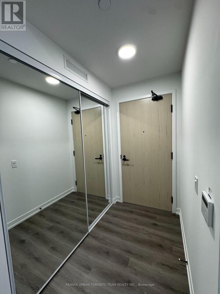 Property Photo: 225 Commerce Street 1202 ON L4K 0R1