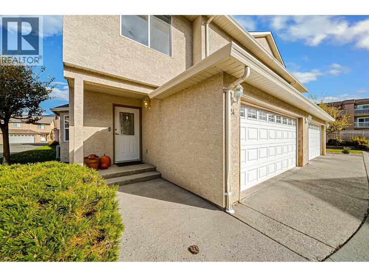 Photo de la propriété:  1749 Menzies Street 24  BC V1K 1A5