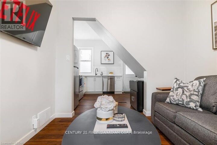 Photo de la propriété:  43 Josephine Street 3  ON N5Z 3N9