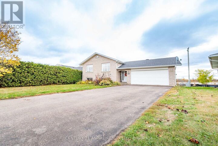 Photo de la propriété:  527 Angus Campbell Drive  ON K8A 8K6
