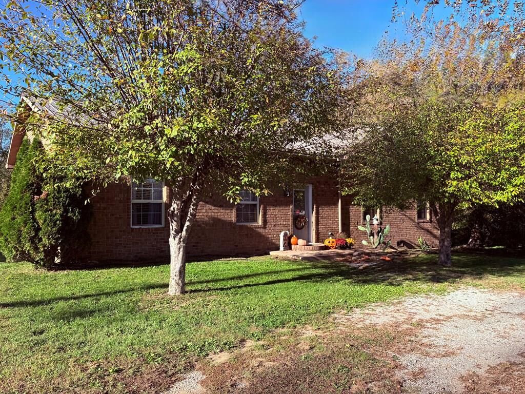 Property Photo: 213 Laurel KY 41240
