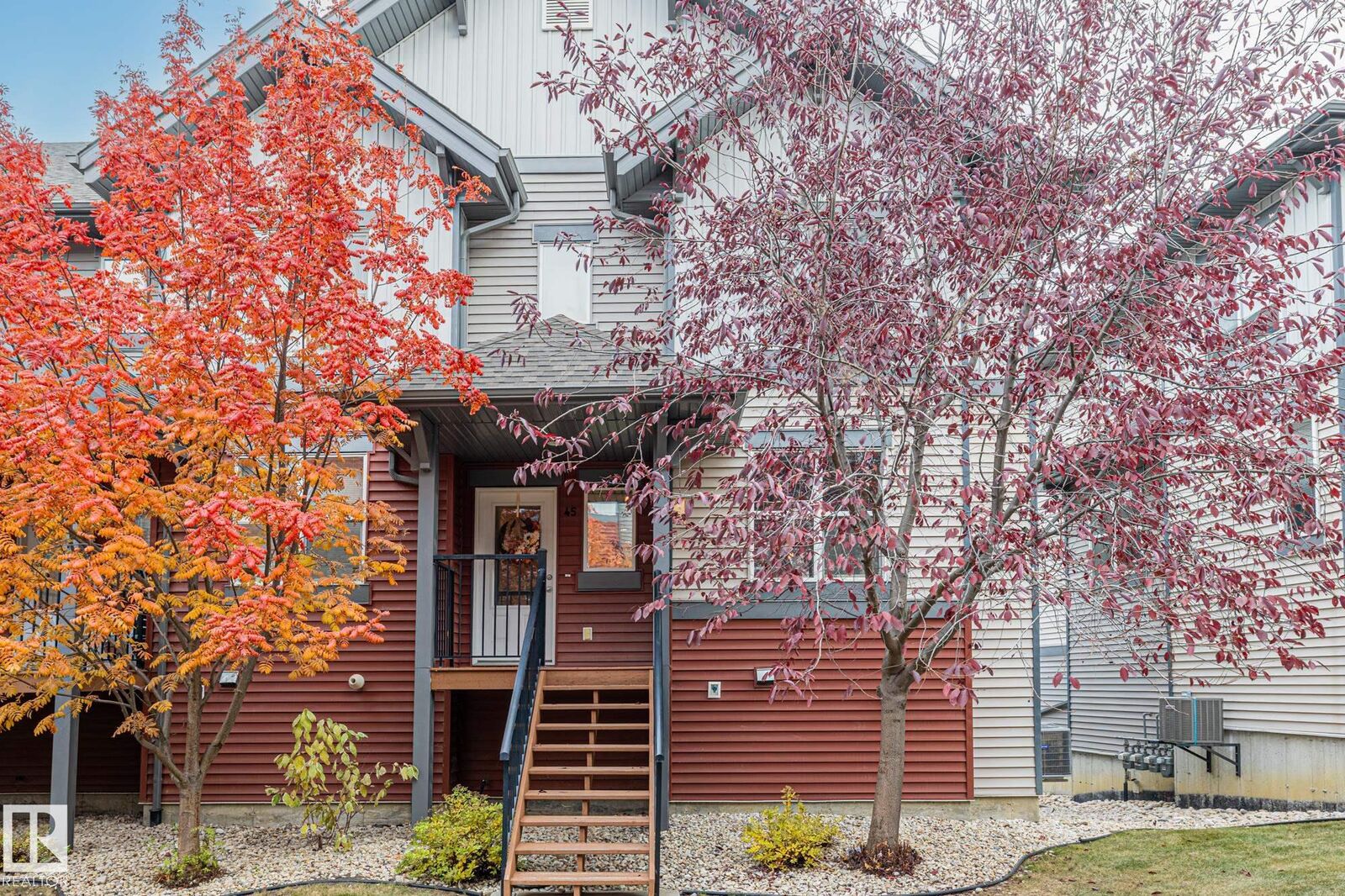 Photo de la propriété: 655 Watt Boulevard SW 45 AB T6X 0Y2