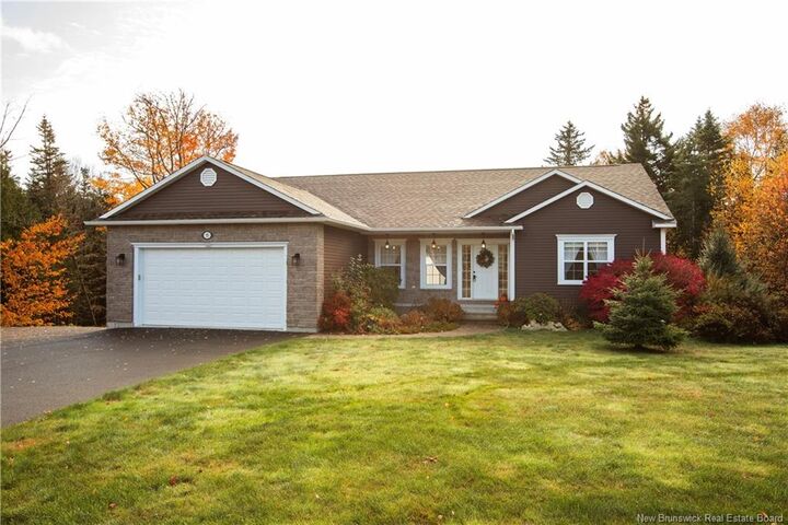 Property Photo:  35 Hannah Crescent  NB E3A 0H4 