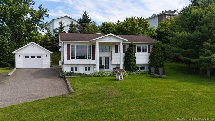 219 Victoria Street — photo 1