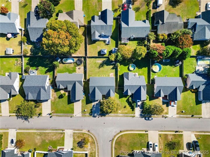 Property Photo:  1539 Pinebrook Drive  NC 28314 