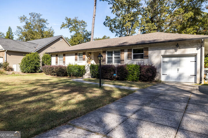 Property Photo:  208 Dodd Street NW  GA 30165
