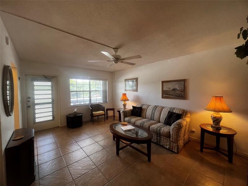 Property Photo:  2050 39th St 209W  FL 33064