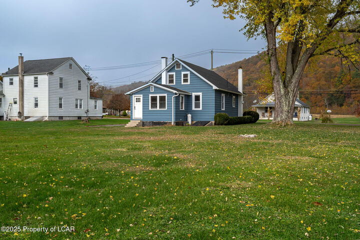 Property Photo:  3496 Pa-29  PA 18636 