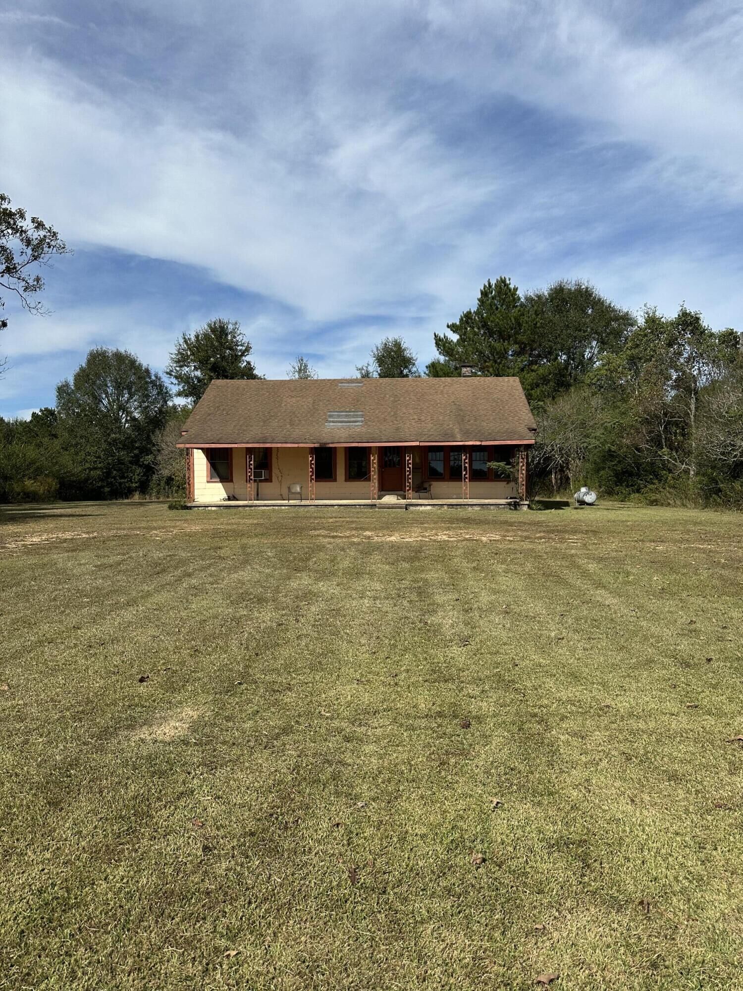 Property Photo:  260 Norton Rd.  MS 39455 
