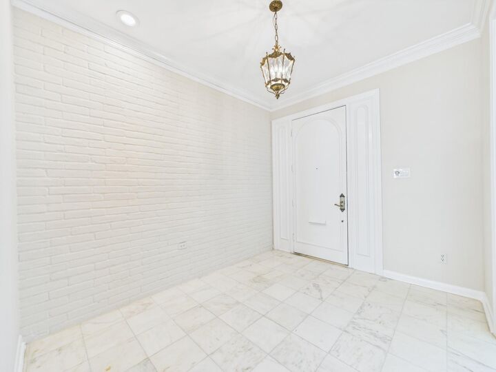 Property Photo:  7608 Del Monte Drive  TX 77063 