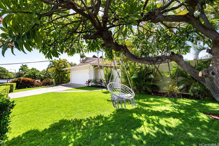 Property Photo:  791 Onaha Street  HI 96816