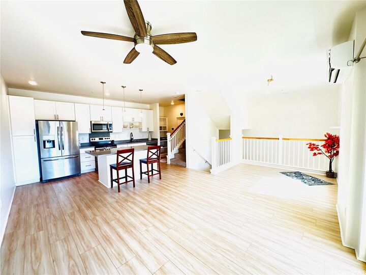 Property Photo: 91-3633 Kauluakoko Street 303 HI 96706