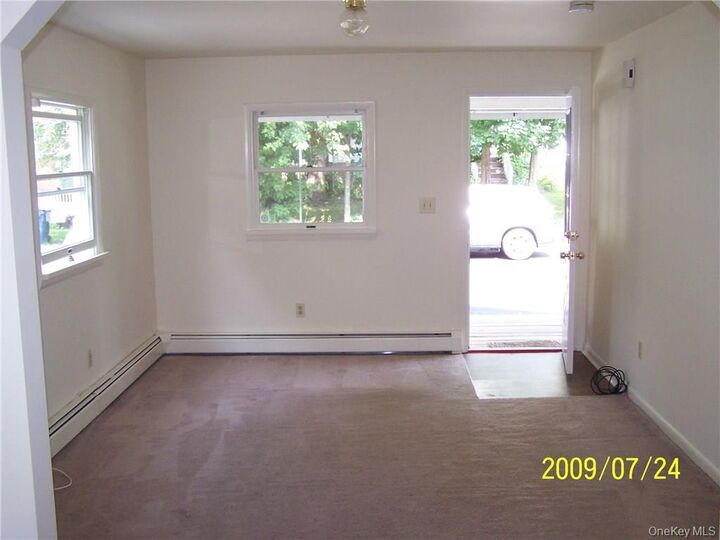 Property Photo:  15 1/2 North Street Street  NY 10990