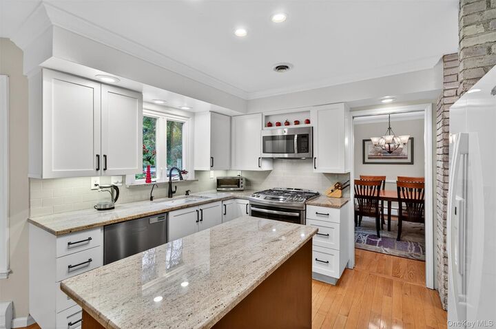 Property Photo:  8 Camelot Drive  NY 10924