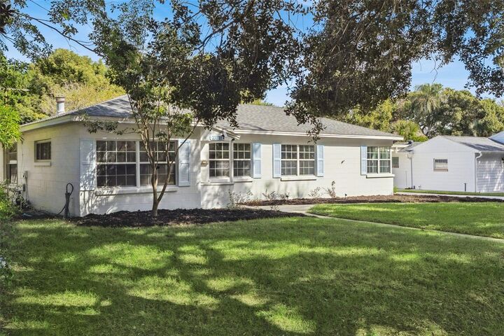 Property Photo:  2381 Roxbury Road  FL 32789