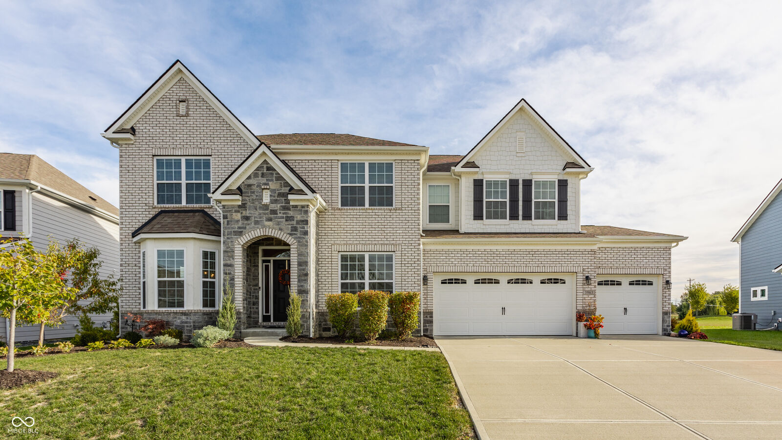 Property Photo:  3963 Saddle Club South Parkway  IN 46106