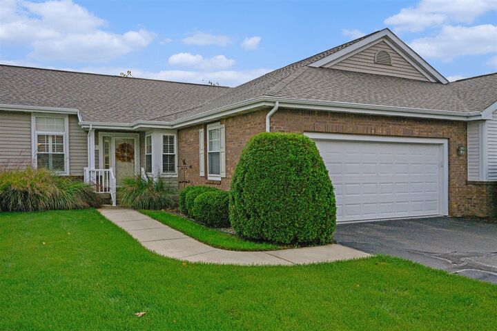 Property Photo:  1378 S Village Circle  MI 49009-6121