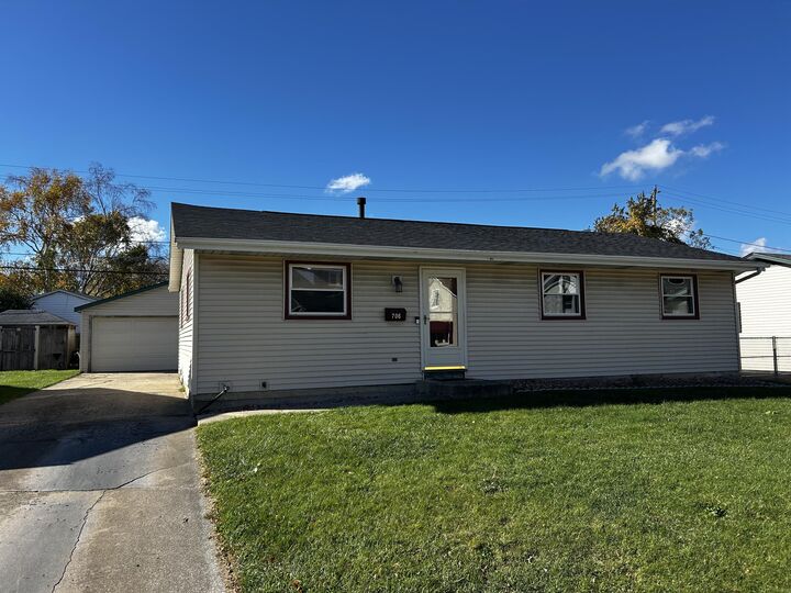 706 West Blvd  Racine WI 53405 photo