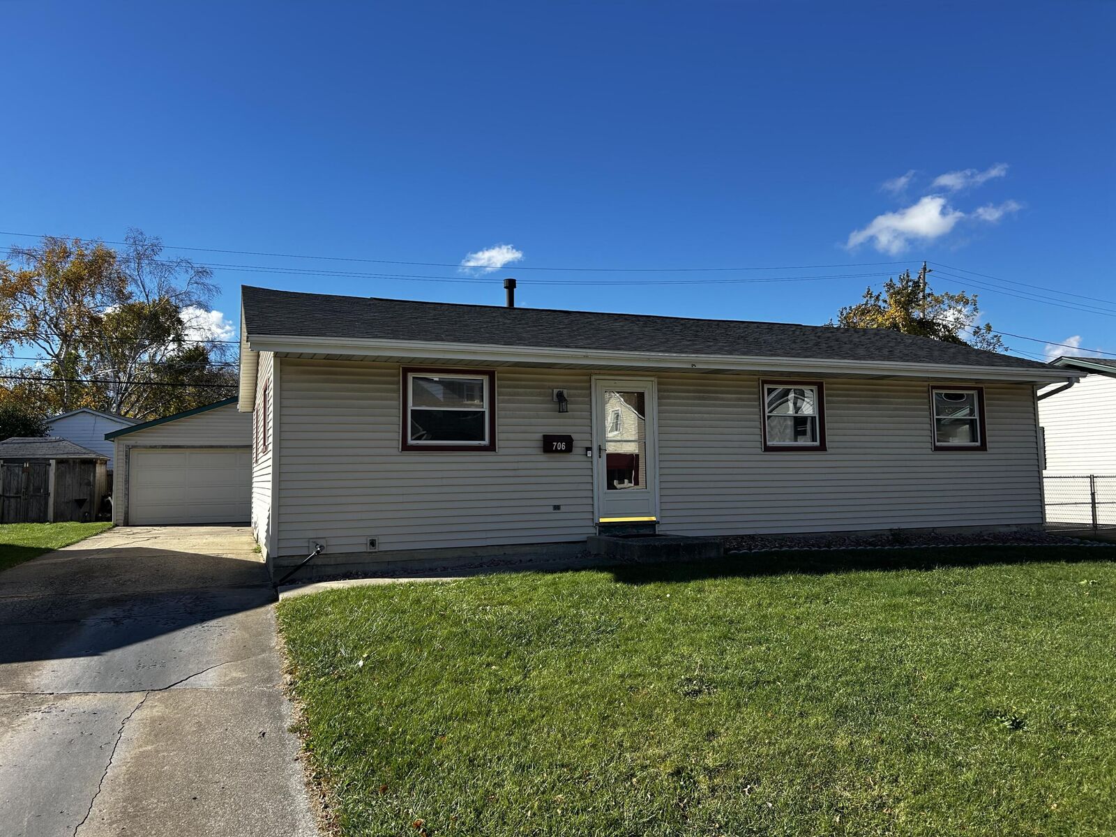 Property Photo:  706 West Blvd  WI 53405 