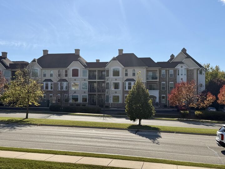 N74w13737 Appleton Ave 107  Menomonee Falls WI 53051 photo