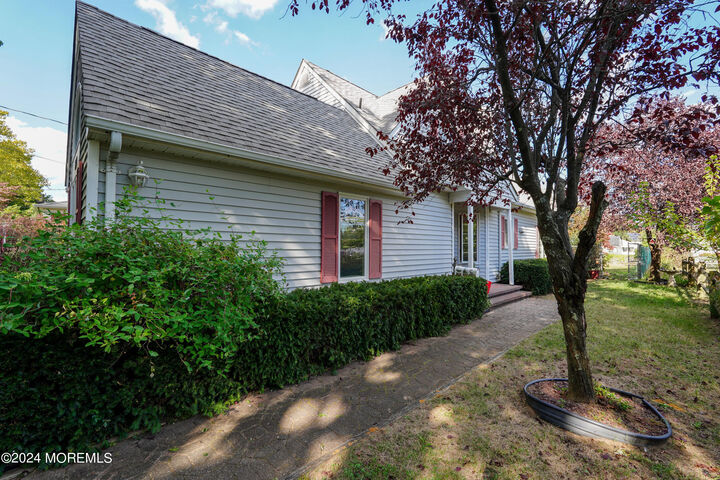 617 Carter Avenue  Port Monmouth NJ 07758 photo