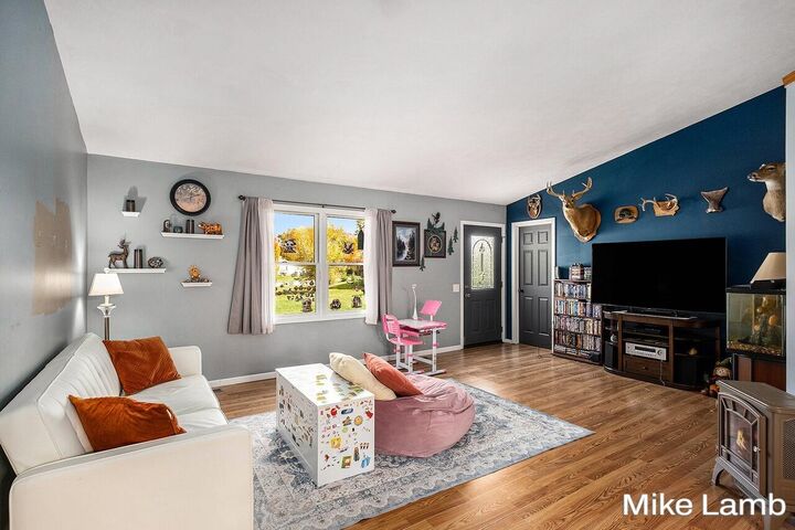 Property Photo:  1500 Serenity Valley Drive NE  MI 49319