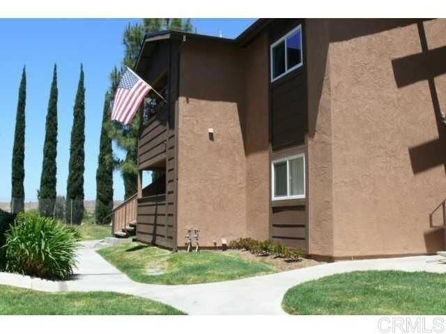 Property Photo:  505 Calle Montecito  CA 92057