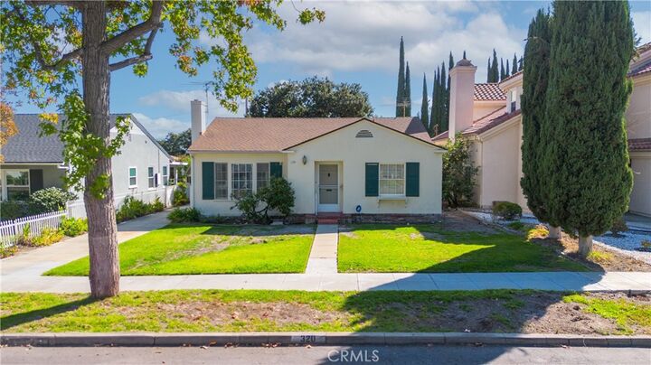 Property Photo:  320 Laurel  CA 91006