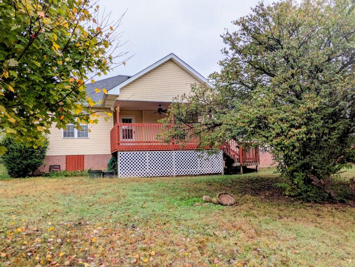 Property Photo:  851 Hartsville Pike  TN 37066