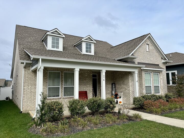 Property Photo:  176 Ashington Cir  TN 37075