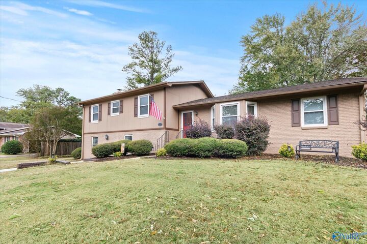 Property Photo:  1217 Briar Hollow Trail  AL 35802