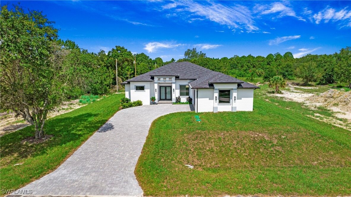 Property Photo:  1809 Monroe Avenue  FL 33972 