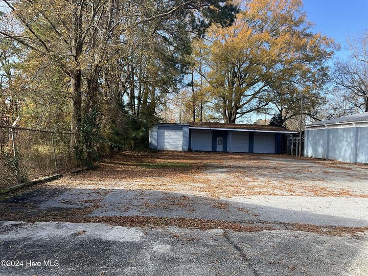 Property Photo:  4392 Lee Street  NC 28513 