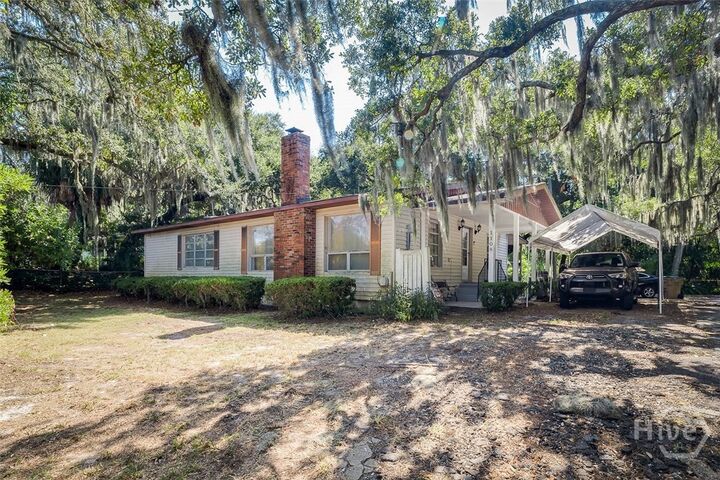 Property Photo:  1108 Bay Street  GA 31328 