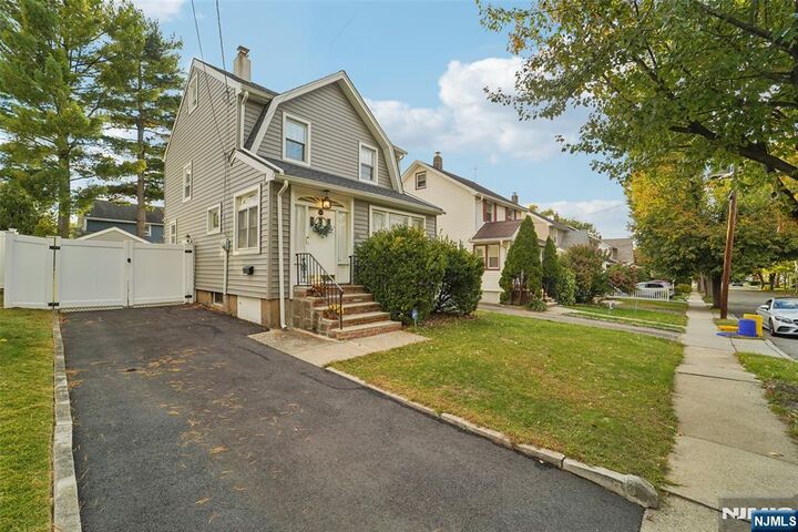 Property Photo:  600 Martense Avenue  NJ 07666 