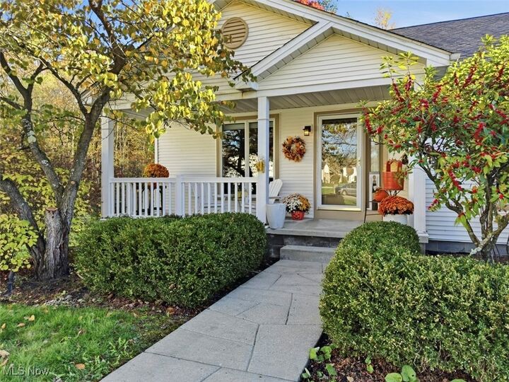 Property Photo:  100 Clearwater Cove S  OH 44515