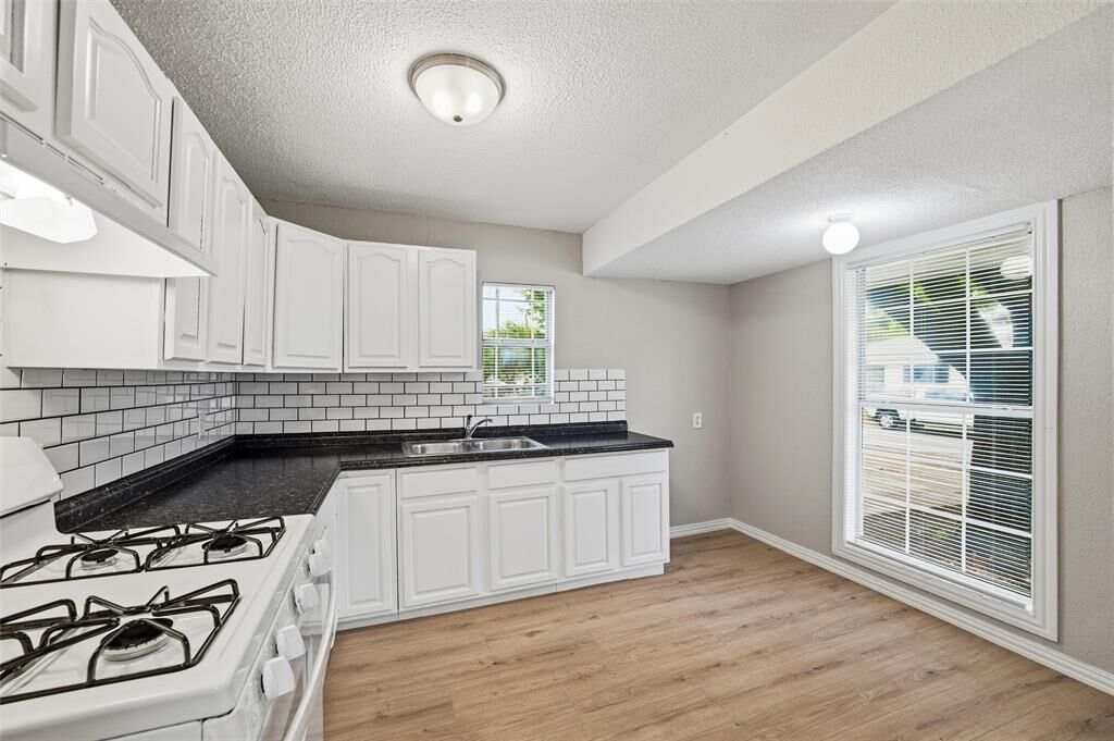 Property Photo:  1110 17th Street  TX 75050 