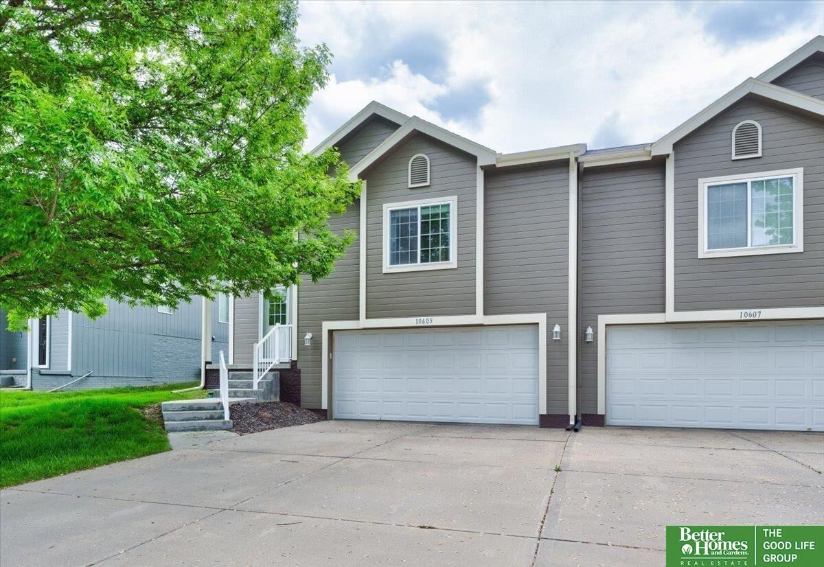 Property Photo:  10605 S 25th Avenue  NE 68123