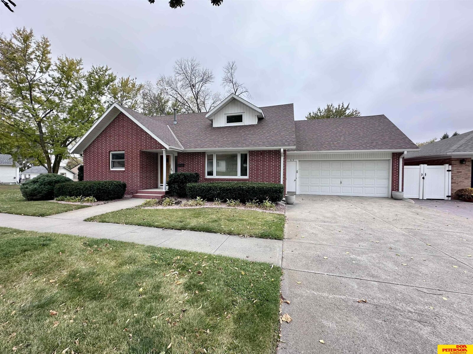 Property Photo:  519 S Niphon Street  NE 68788 