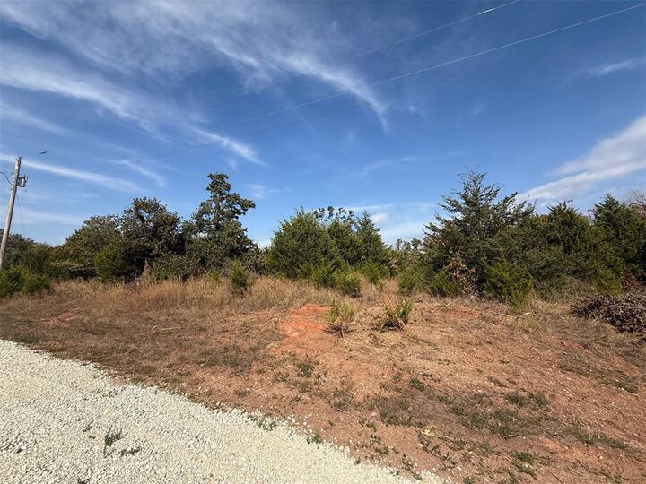 Property Photo:  12 West Street  OK 73068 