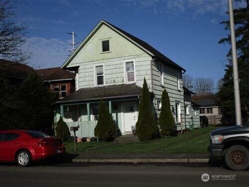 Property Photo: 316 W 1st Street WA 98520